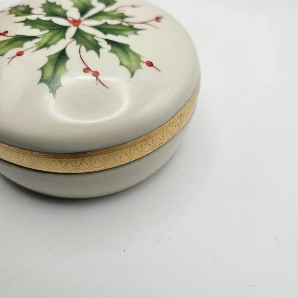 Lenox Holiday Dimensions Collection Lidded Trinket Box with Holly Design